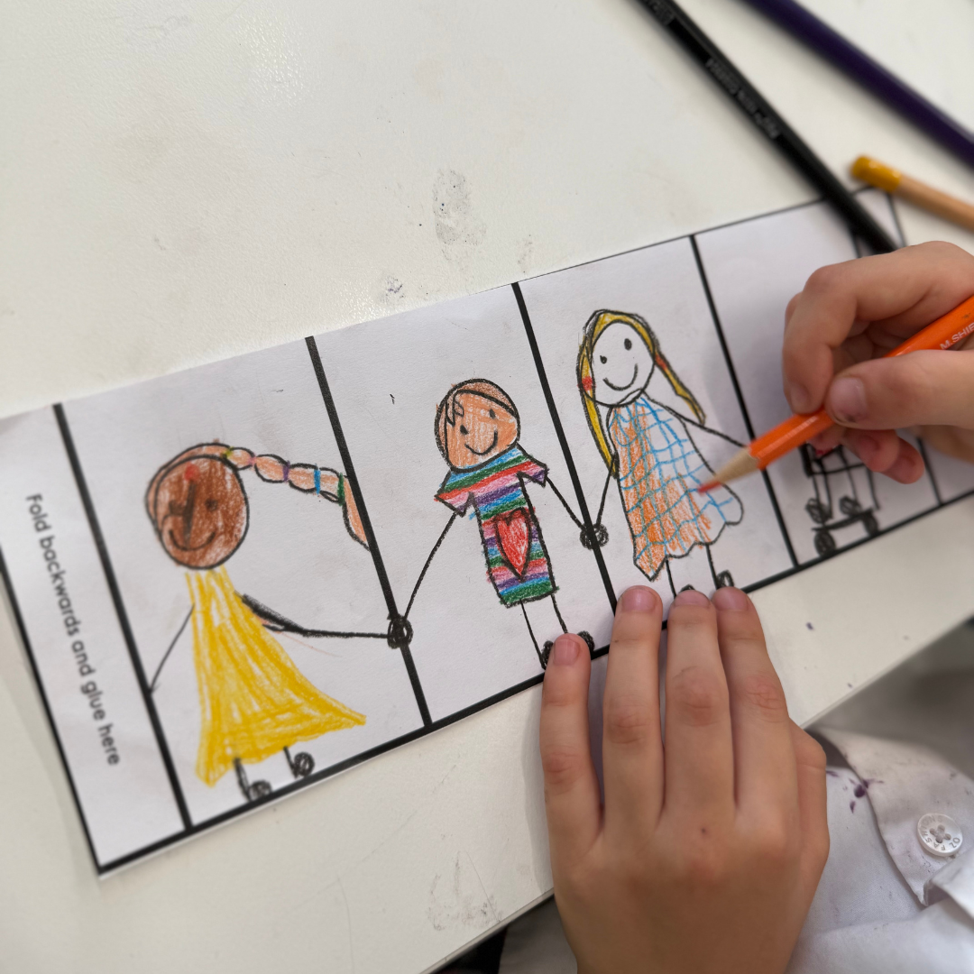 Harmony Day and Harmony Week: Editable Concertina Heart Craft Activity - Teacher Resources & Classroom Decor